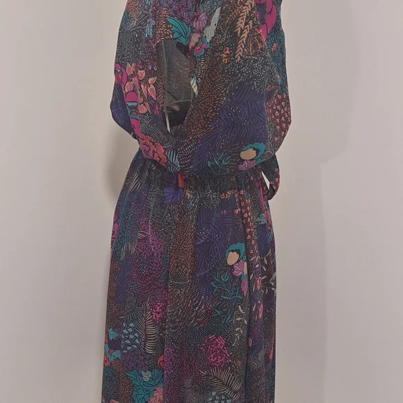 Vintage Walden Classics Dress with Belt, Size Medium-Large. - Picture 5 of 15